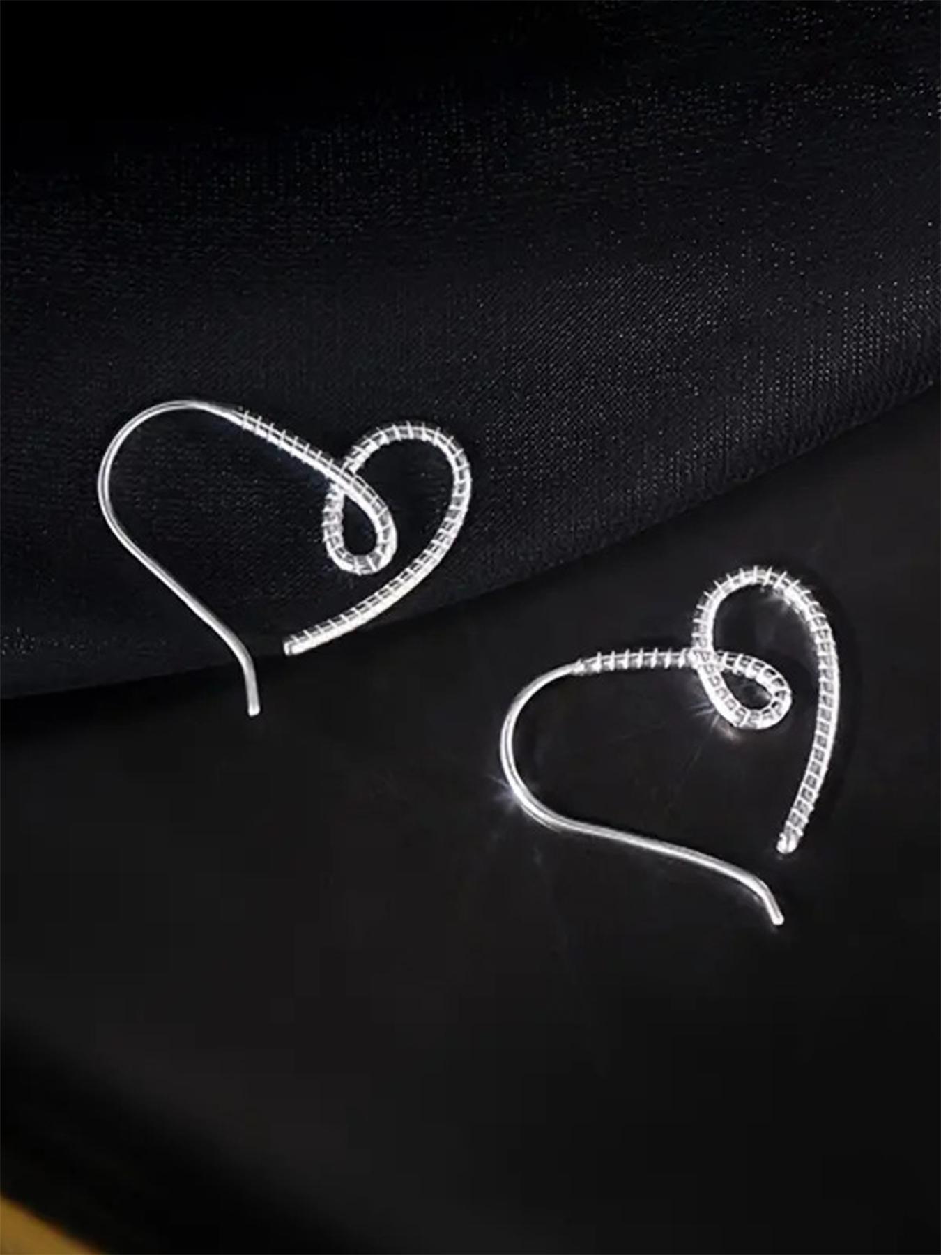 Women's Elegant Heart Design Dangle Earrings, Exquisite Trendy Dangle Earrings, Fashionable Minimalist Jewelry for Women for Daily & Party Decor