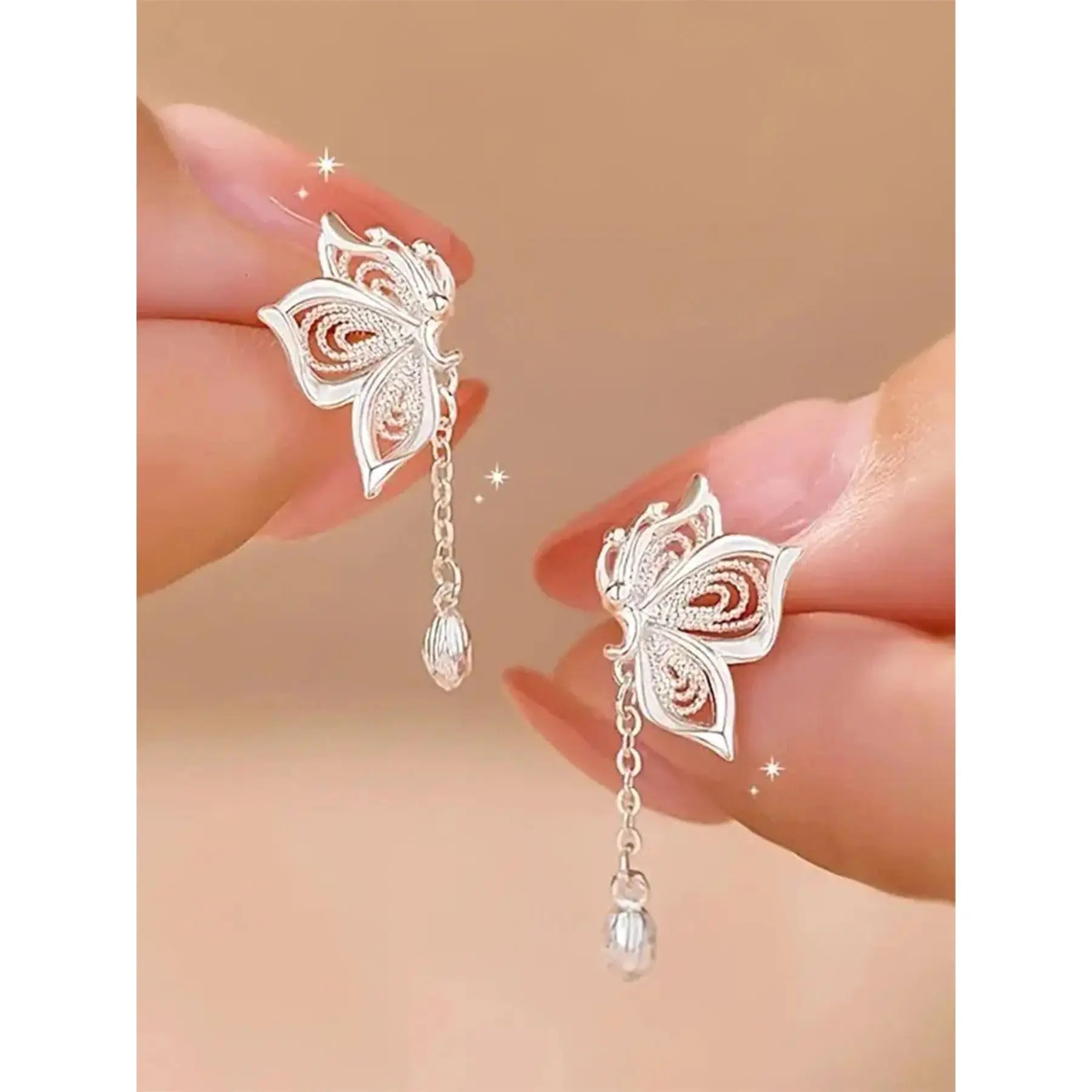 Drop Earrings for Women, Elegant Gold CZ Dangle Earrings, Dainty Crystal Bridal Jewelry, Lightweight Sparkly Earrings for Wedding, Engagement, Date Night, Parties & Valentine’s Day Gift for Her