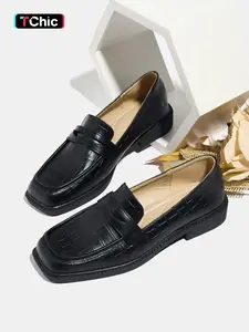 Women's Casual Slip-On Loafers, Casual Flat Footwear, Large Size Comfortable Walking Shoes, Thick Sole Metal Buckle Design, European Style Beanies, Footwear