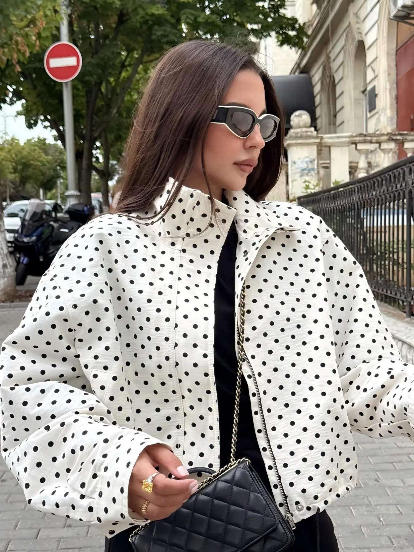 Women's Spring Summer Fall Fashion Polka Dot Loose Fit Lightweight Jacket with Pockets, Vintage Elegant Casual Coat, High Neck Drawstring Pocket Short Outerwear Tops
