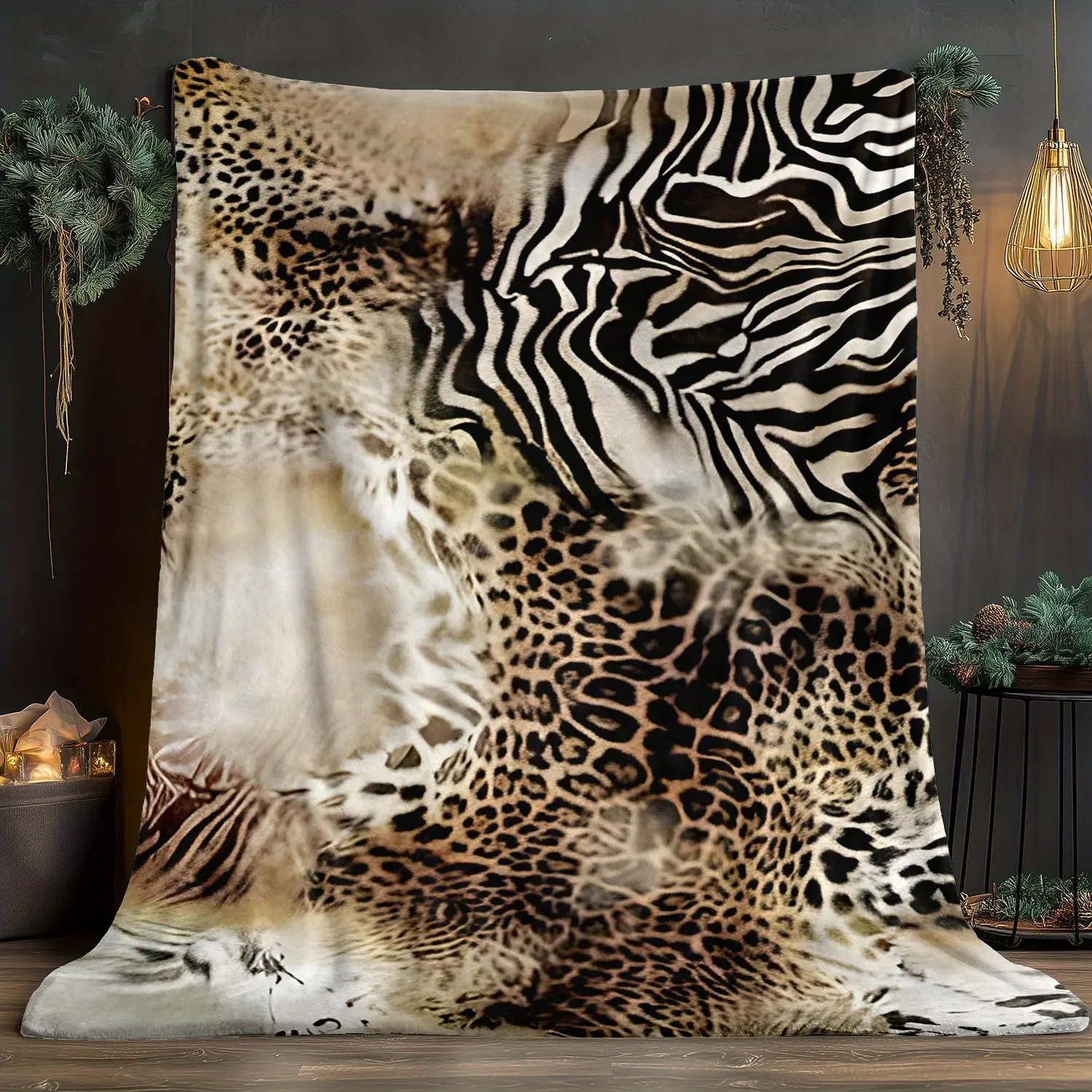 1pc, Leopard And Zebra Pattern Designs Printed Outdoor Blanket - Lightweight Flannel Throw for Camping, Picnicking, Hiking, Travel, Climbing, Office, Couch - Digital Printing Fleece Blanket with Soft And Warm Flannel Fabric