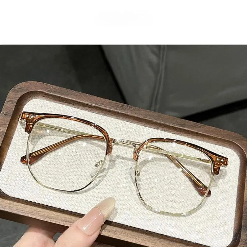 Luxury Photochromic Myopia Glasses Men Women Color Changing Eyeglasses Anti UV Sunglasses Short-sighted Eyewear -1.25-1.75-2.5