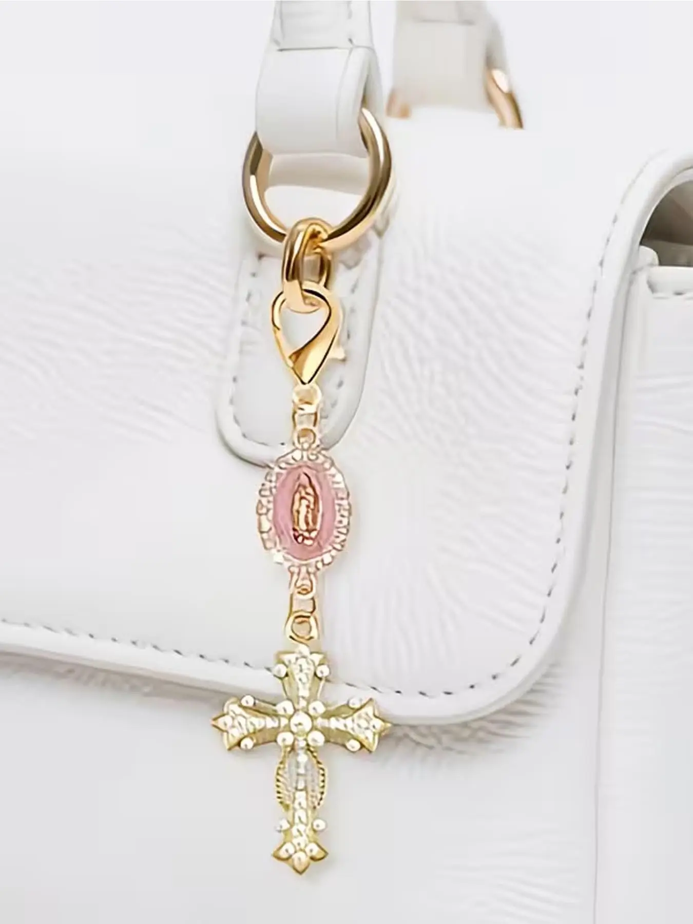 1pc Pink Virgin Mary Charming Cross Keychain, Cross Keychain Decoration, Suitable for Car Bag Keychains, Stylish and Charming Item, Gift for Friends and Family, Keyring, Keychain Accessory, Keychain For Car Keys, Keychain For Bags