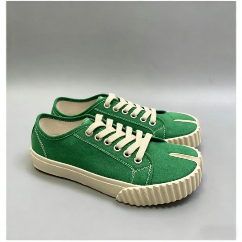 Summer Vibes!Trendy Split-Toe Canvas Sneakers for Men & Women| Perfect for Spring & Summer Holiday Travel| Comfortable & Stylish Casual Shoes| Limited Edition Spring & Summer Travel shoes Vacation style Comfortable sneakers Limited edition sneakers