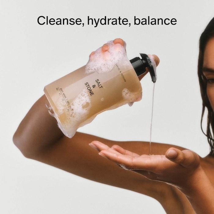 Salt & Stone  Saffron & Cedar Body Wash with Niacinamide + Probiotics - 15.2 oz / 450 ml