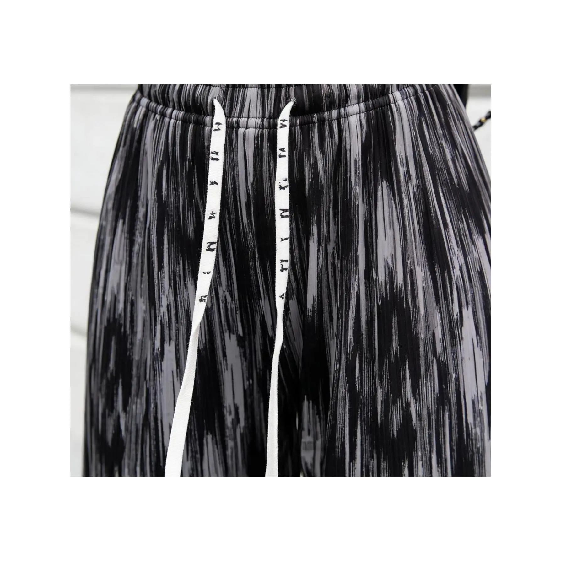 One Size Stretch Women Daily Long Pants, Wrinkle Resistant Elastic Waist Ladies Trousers for Multi Scenario Wearing