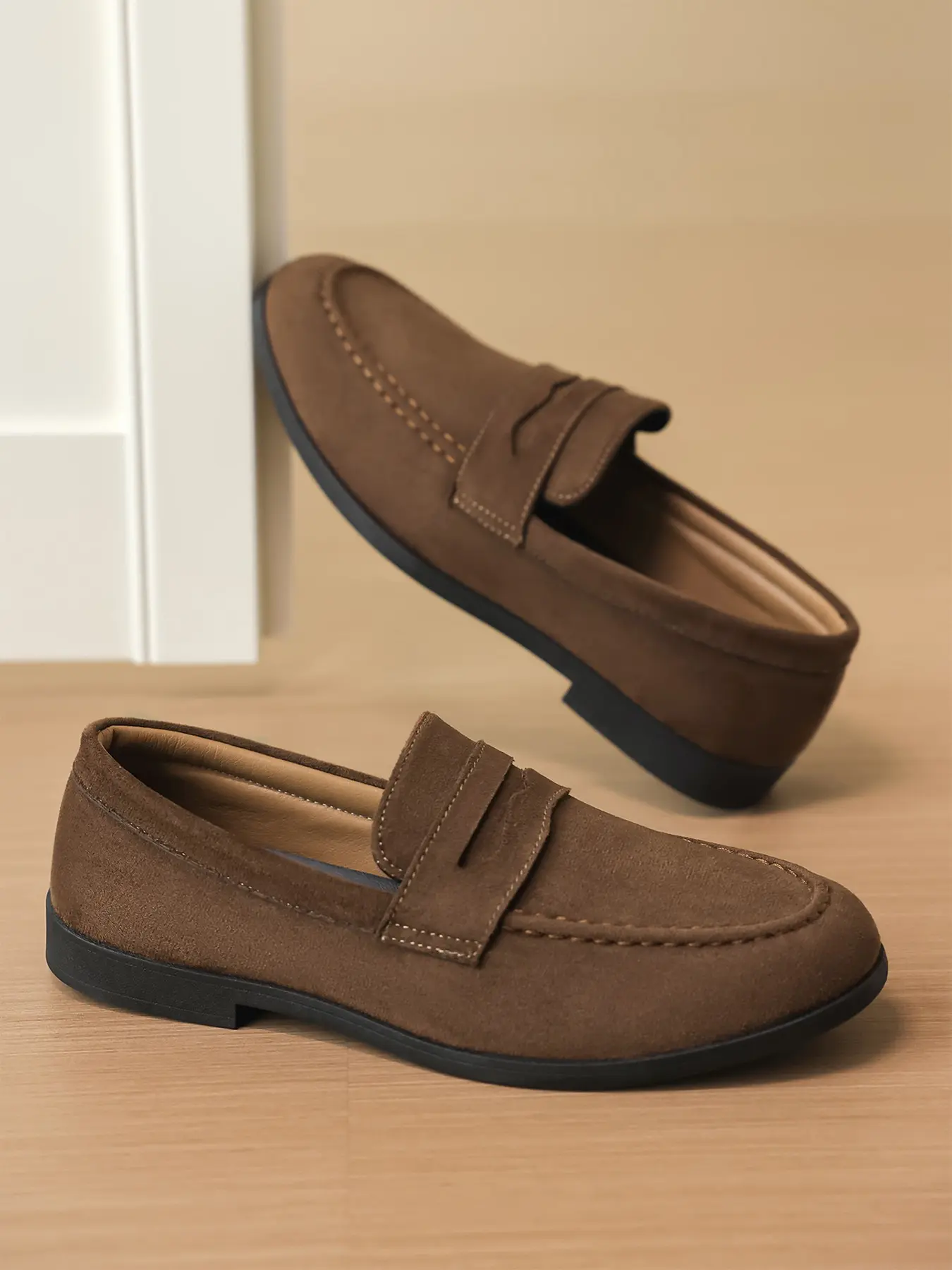 Men Soft Suede Loafers Slip On Penny Loafers Lightweight Non-Slip Casual Driving Shoes Business Flat Dress Shoes