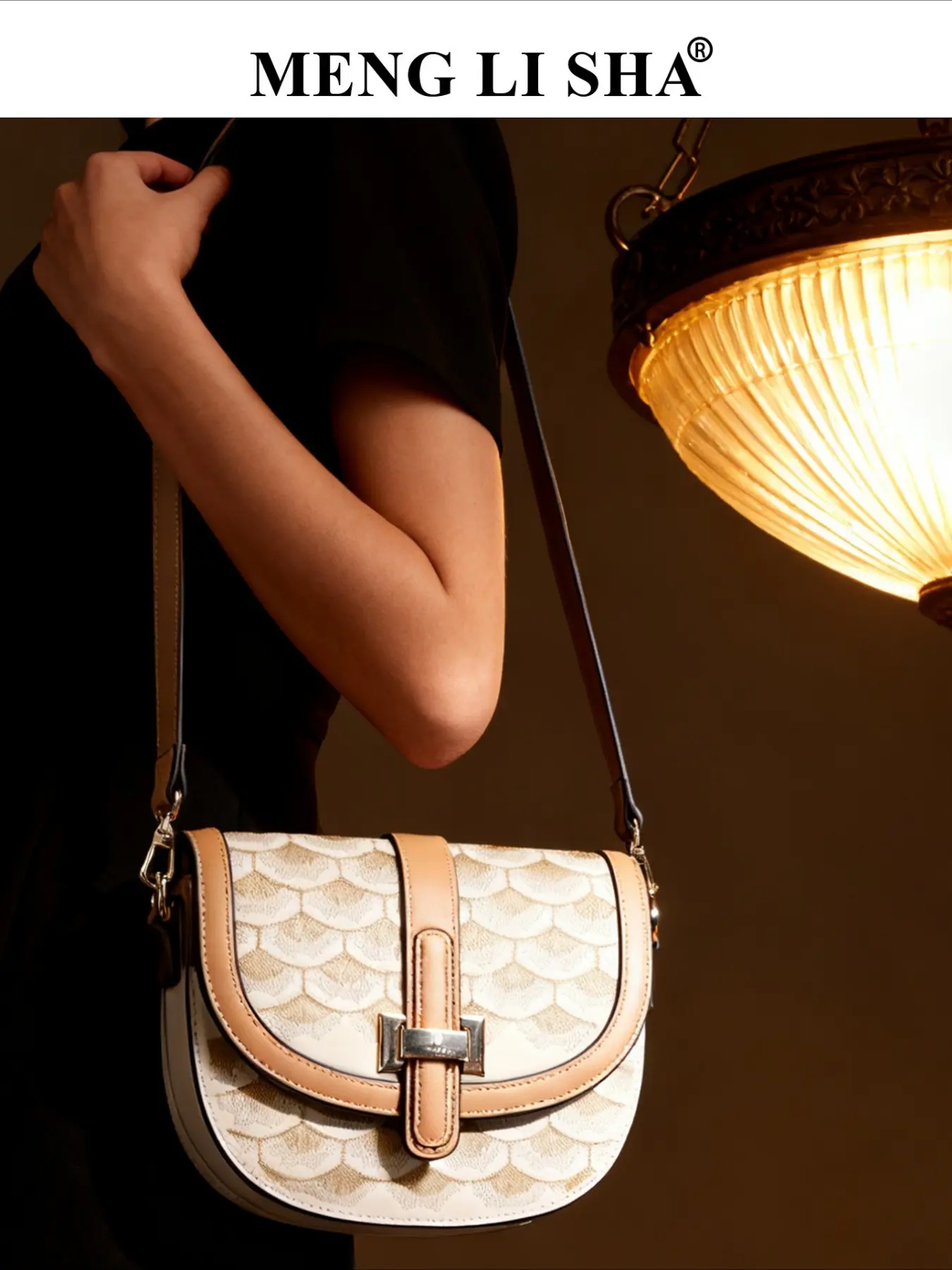 Shoulder bag women's new large-capacity handbag embroidered dragon scale pattern saddle bag underarm commuter handheld women's bag 2026