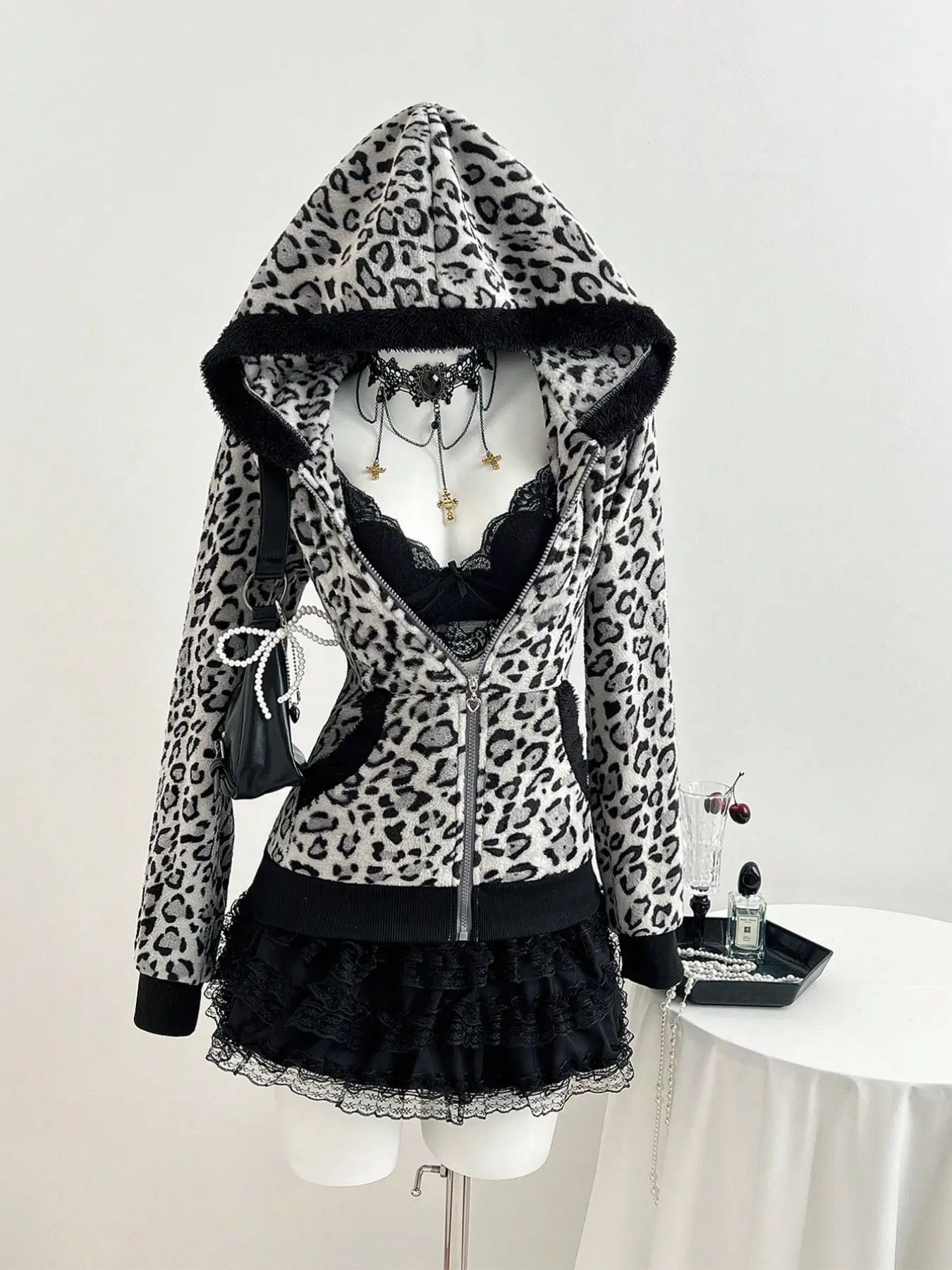 Y2K Alt Gothic Leopard Print Fleece Hooded Jacket, Fur Trim Slim Waist, Winter Streetwear, Sexy Going Out Outerwear, Trendy Fashion