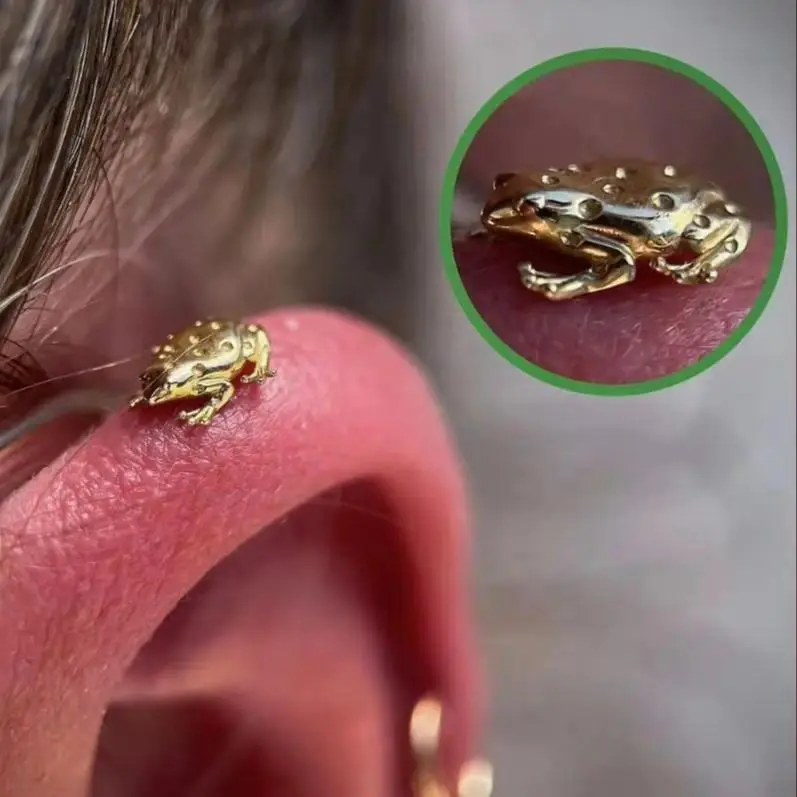 Vanku Unisex 1PCS 16G G23 Titanium Cartilage Safe Tiny 3D Toad Shape Frog Helix Earring, Tragus Lobe Stud, Labret Lip Piercing Jewelry