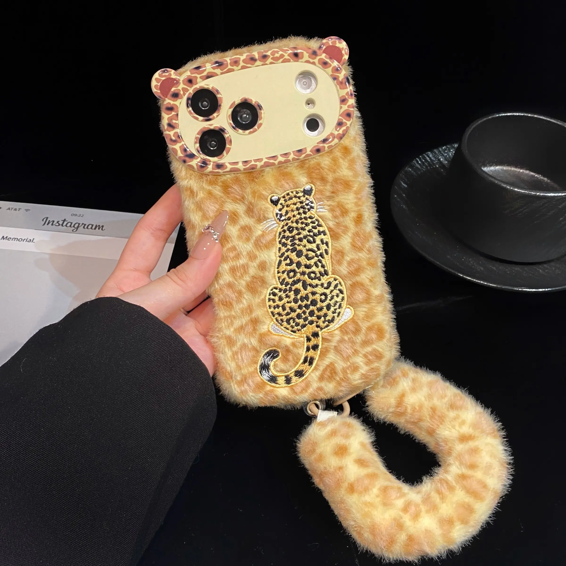 Luxury Embroidered Leopard Plush Phone Case with Wrist Strap, Shockproof Anti-Loss Cover for iPhone 17-11 Pro Max, Unisex Gift