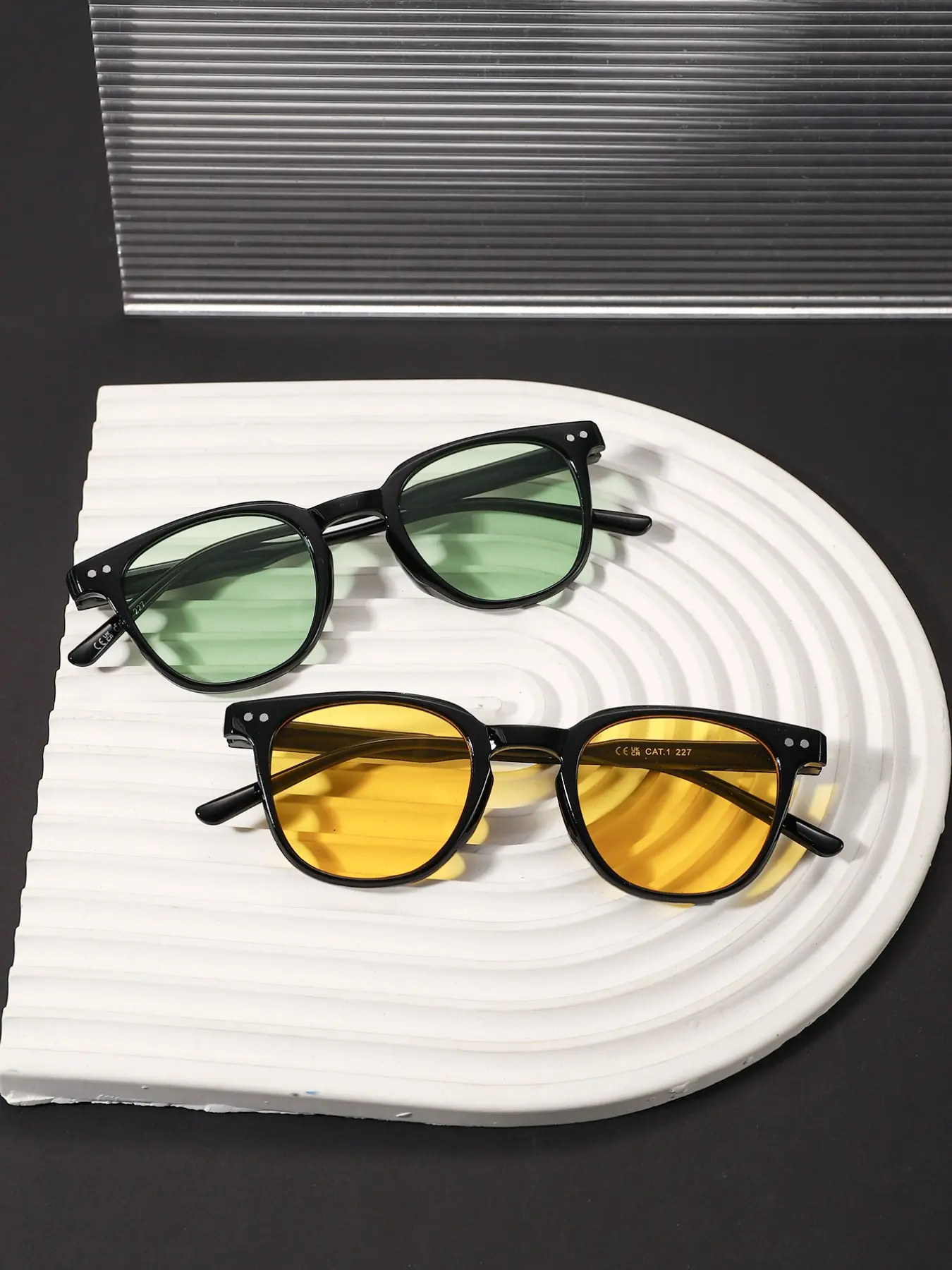 2 Pairs Korean Style Men's Simple Plain Frame Sunglasses, Uv100 Lenses, Classic Travel Shades, Sun Protection, Spring Summer Outdoor Wear