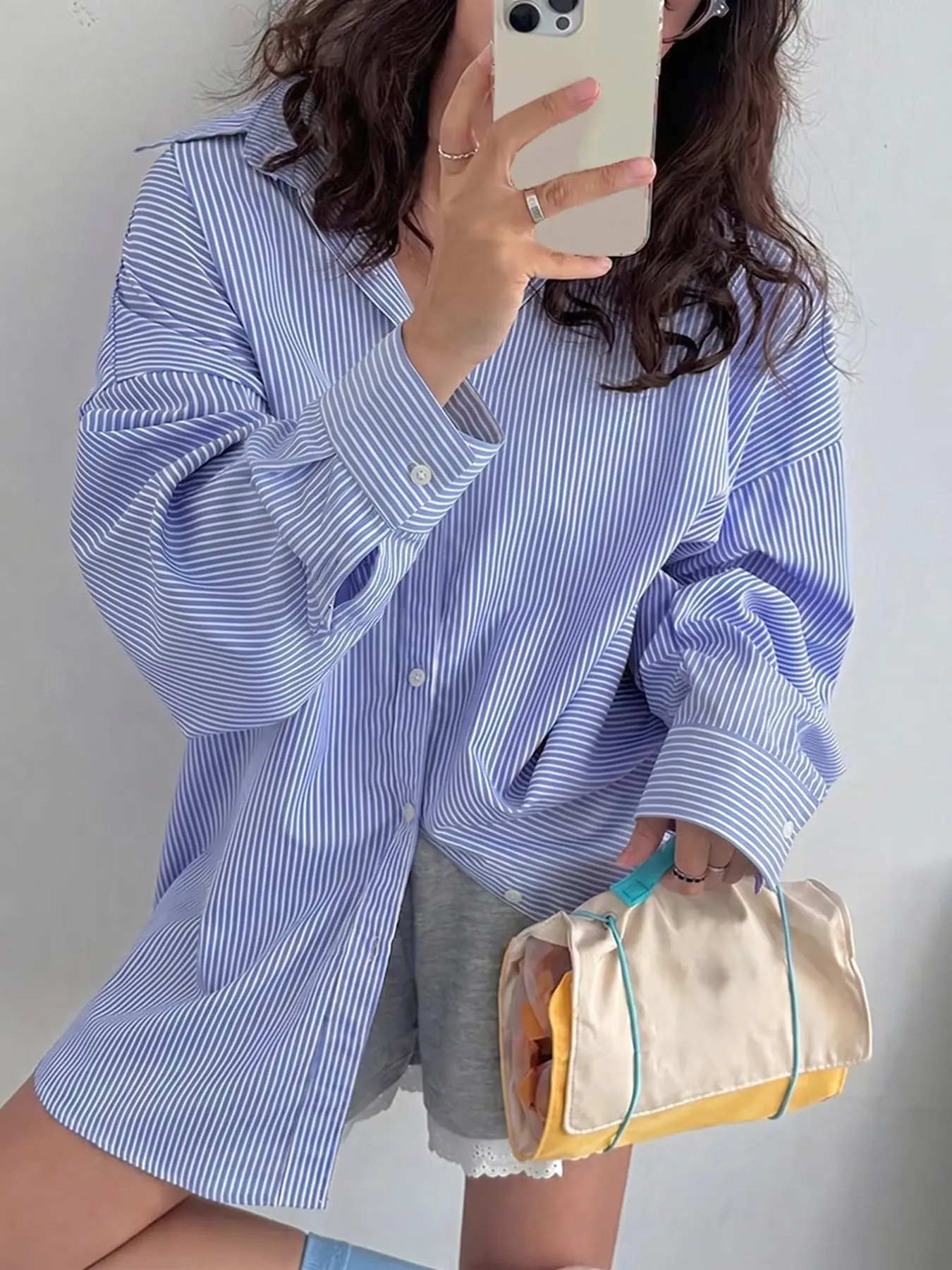 Striped Shirt with Collar, Soft Wearable Design, Loose, Blue Color, Long Sleeve, Suitable for Spring/summer/autumn