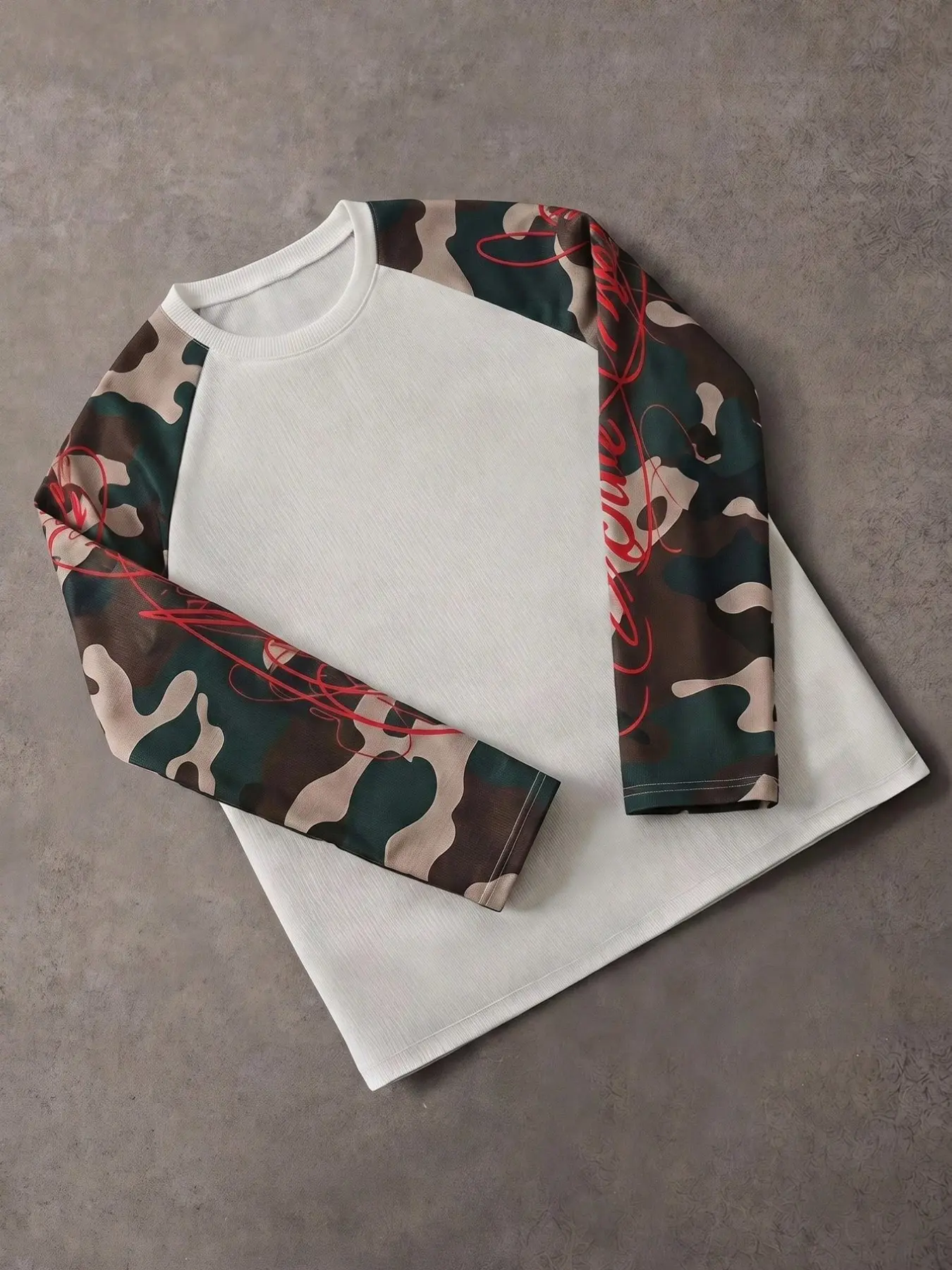 American Streetwear Camouflage Raglan Sleeve Long Sleeve T-Shirt for Men, Trendy Casual Top, Perfect for Daily Wear, Menswear