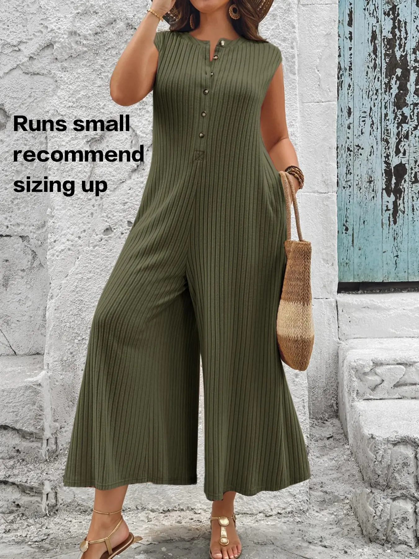 Plus-Size Solid Button-Front Flared-Leg Jumpsuit, Casual Comfy Minimalist Sleeveless Jumpsuit for Daily Wear, Women's Clothing for All Seasons, Casual Style Jumpsuit