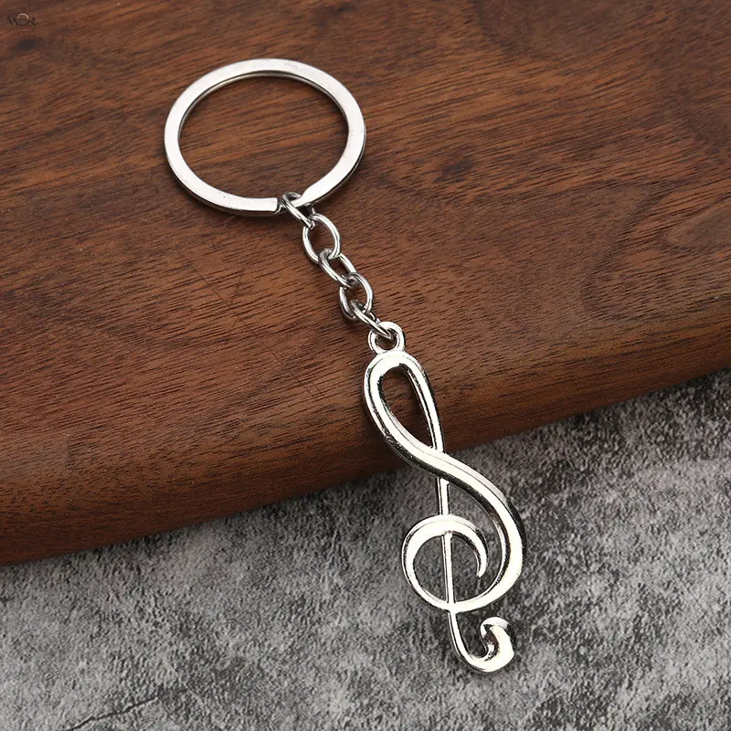 Treble Clef Music Note Keychain, Metal Musical Symbol Pendant Key Ring for Musicians Music Lovers Gift, Silver & Rainbow Color Options