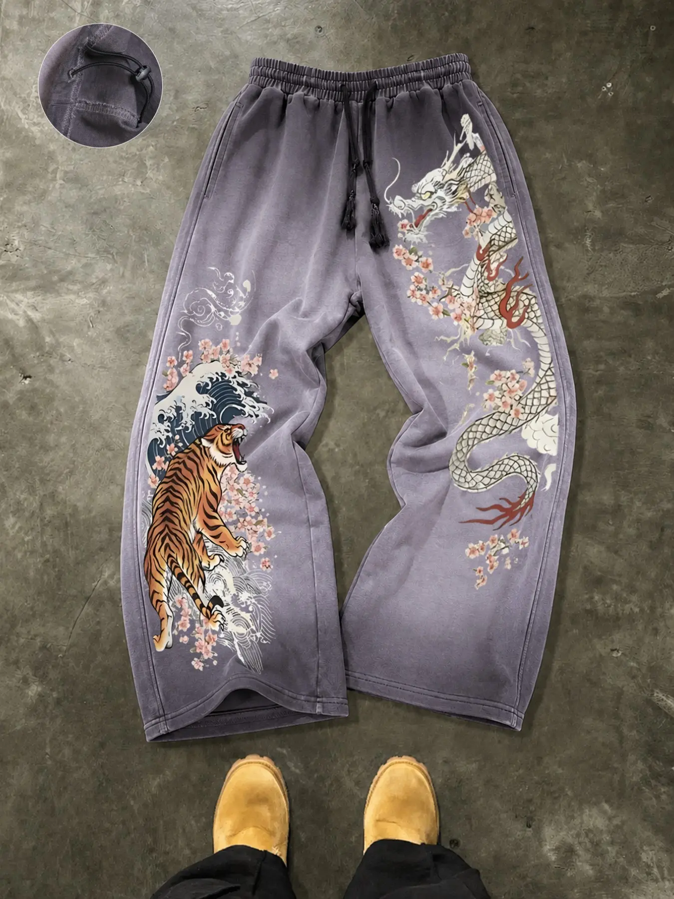 Men's Oversized Washed Grey Dragon & Tiger Graphic Sweatpants, Y2K Japanese Streetwear Wide Leg Baggy Pants with Drawstring Tassel & Adjustable Hem