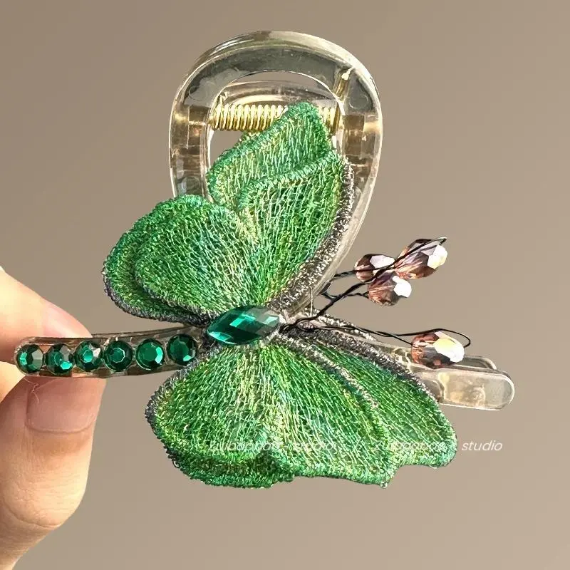 Vintage Embroidery Butterfly Hair Claw Clips for Women, Elegant Spring Shark Hair Clip, Large Non Slip Half Up Hair Barrettes, Travel Daily Back of Head Hair Accessories