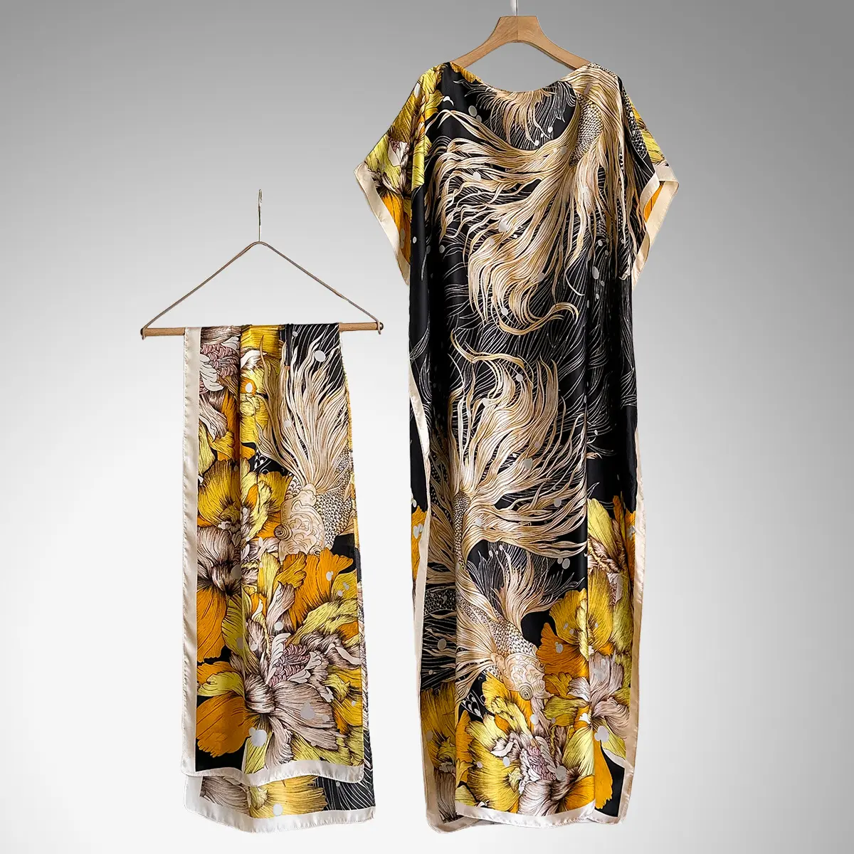 55-Goldfish black and yellow