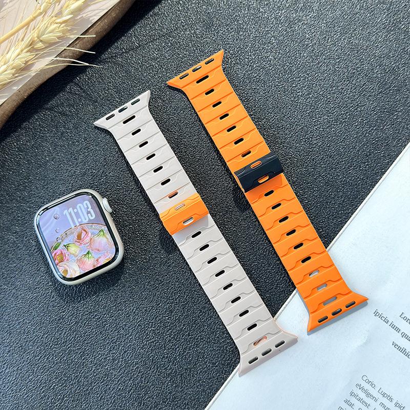 Magnetic Strap For Apple Watch Bands Ultra 2 49mm 45mm 44mm 46mm 42mm 40mm Belt Silicone Bracelet iWatch Series 11 10 8 7 6 5 9 SE