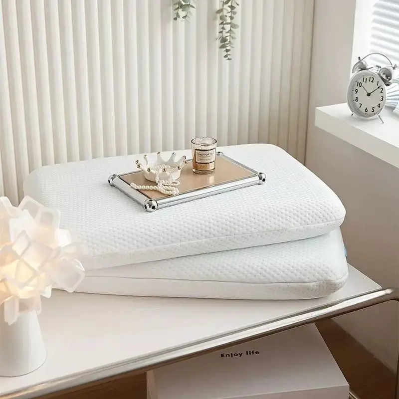 Memory Foam Pillow for Neck Pain Relief, Ergonomic Cervical Pillow for Side Sleepers, Washable Cover, Suitable for All Sleeping Positions