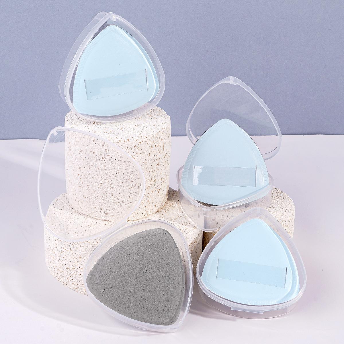 MAANGE 4pcs Bamboo Charcoal Marshmallow Air Cushion Puff with Storage Box, Triangle Puff, Powder Puff for Liquid, Cream, Foundation and Powder, Makeup Accessories Gifts for Friends