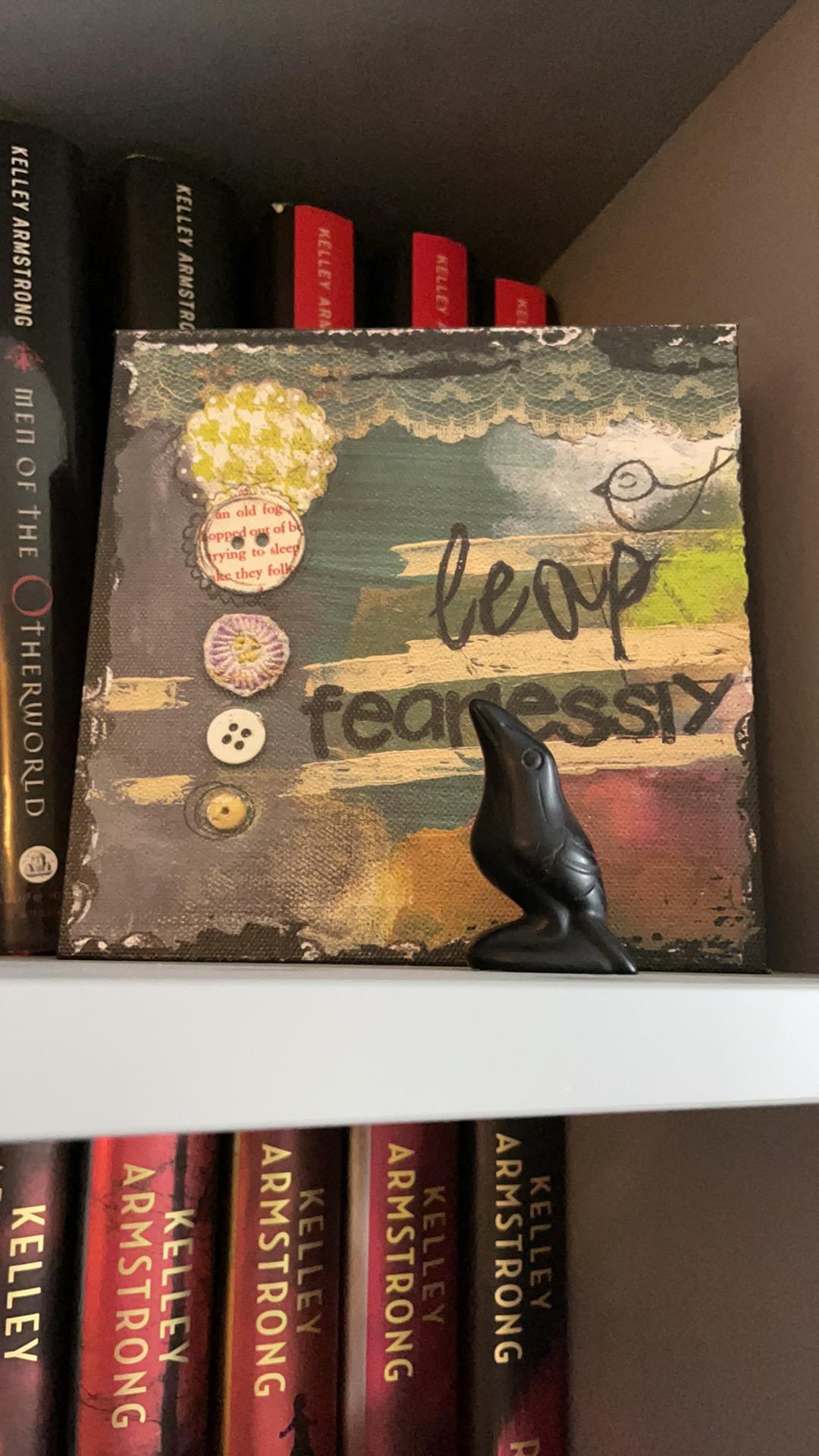 Natural Obsidian Crow Statue Handcrafted Black Crystal Raven Mineral Specimen Home Desk Decoration