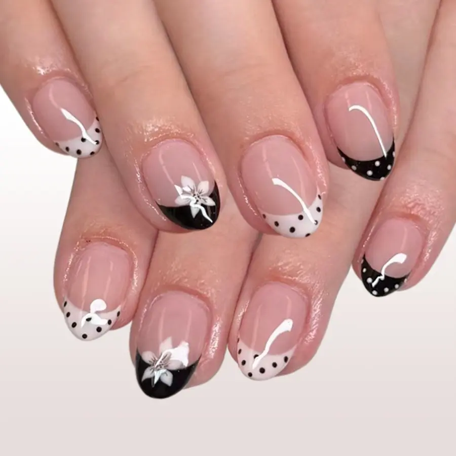 24pcs Short Oval Press-On Nails, Decorative Nails, French Nail Art Polka Dot Floral Design, Reusable Daily Wear, Suitable for Women and Girls
