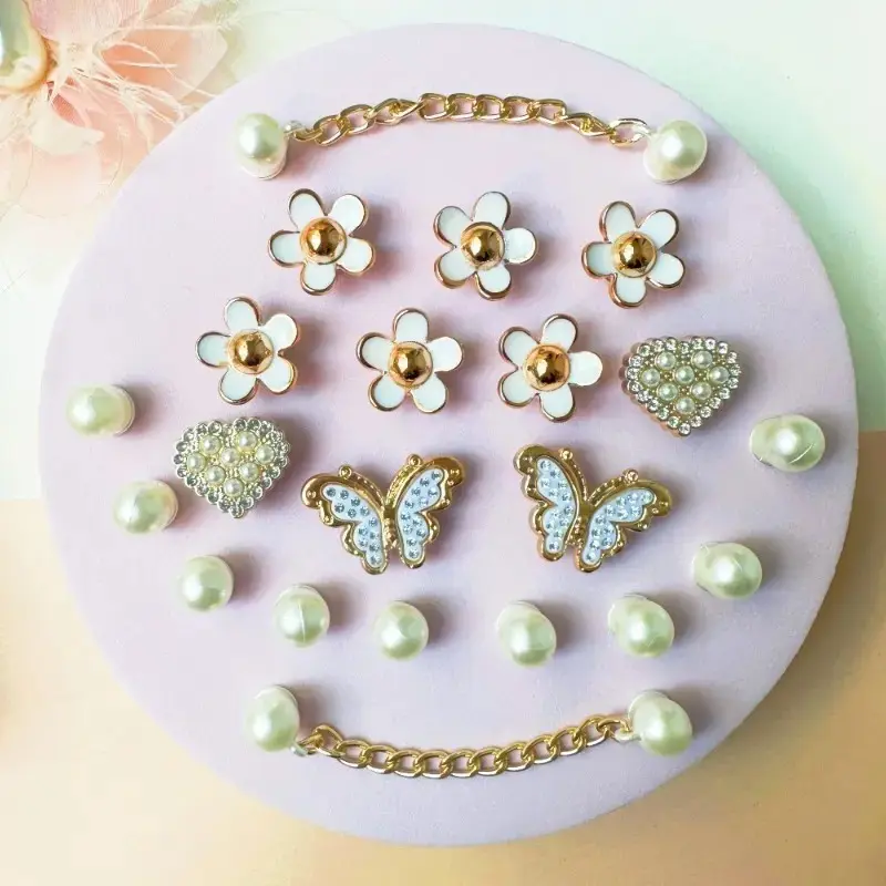 21PCS Detachable Clog Shoe Charms, Cute Butterfly Rhinestone Chain Accessories, DIY Personalized Shoe Decorations for Sandals, Casual Footwear, Summer Outfits, Party Style and Gift Ideas campingessentials