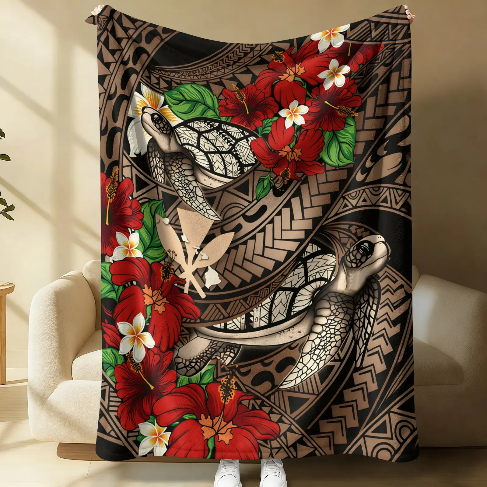Polynesian Tribal Sea Turtle Hibiscus Flower Flannel Throw Blanket, Hawaiian Black Geometric Tattoo Print, Oversize Lightweight Multi-use Blanket for Nap, Camping, Travel & Sofa Bed, Tropical Island Decor Gift