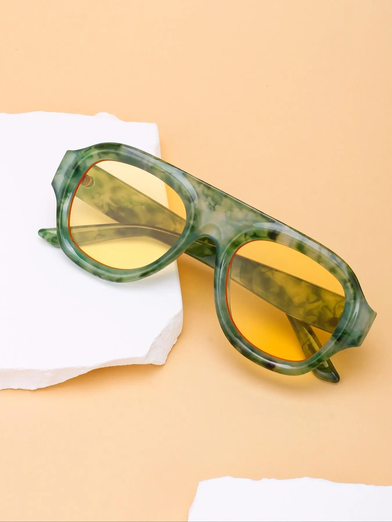 Unisex Retro Eyeglasses, Trendy Vintage Eyewear for Everyday Use, Fashion Accessories for Outdoor Activities, Trendy Shades