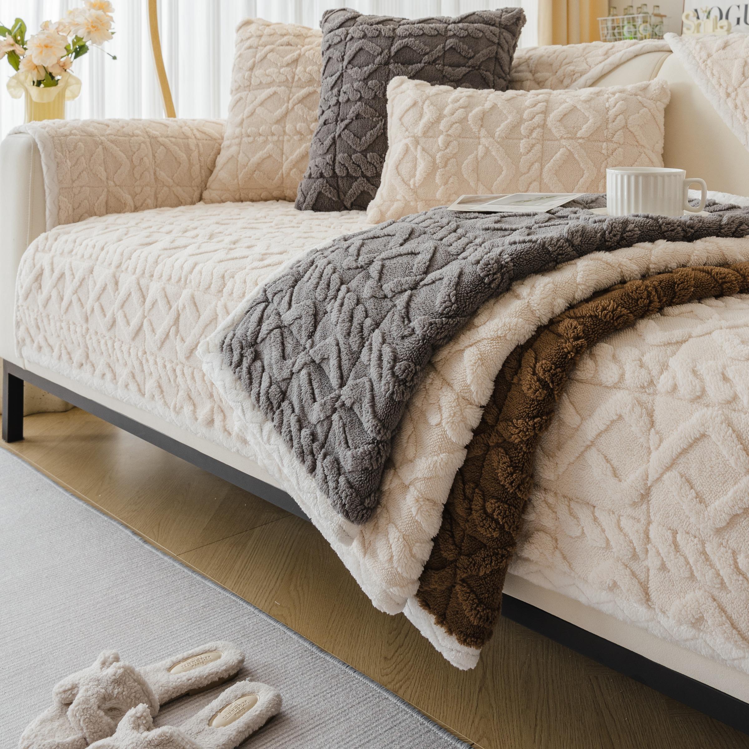 Soft Plush Geometric Quilted Couch Sofa Cover, 1 Count Boho Non Slip Fuzzy Sectional Couch Cover, Solid Color Plush Sofa Cover, Warm & Thick Decorative Sofa Cover for Living Room, Office, Bedroom Decor, Soft Sofa Protector