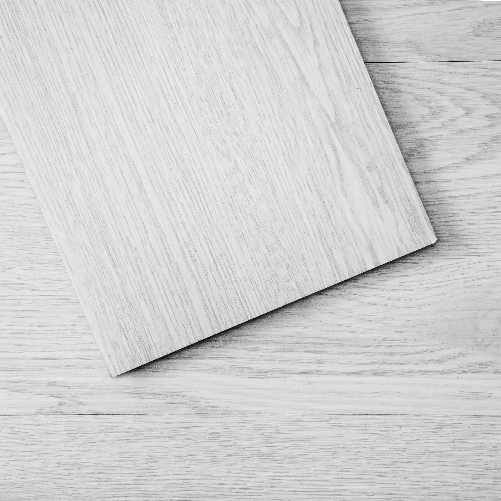 VEVOR Self-Adhesive Vinyl Flooring, 36x6 in, 36 Pieces, 2.5mm Thick Peel & Stick, Light Gray Wood Grain, Waterproof Indoor Option for Kitchen, Bedrooms, DIY Tools & Hardware Solution