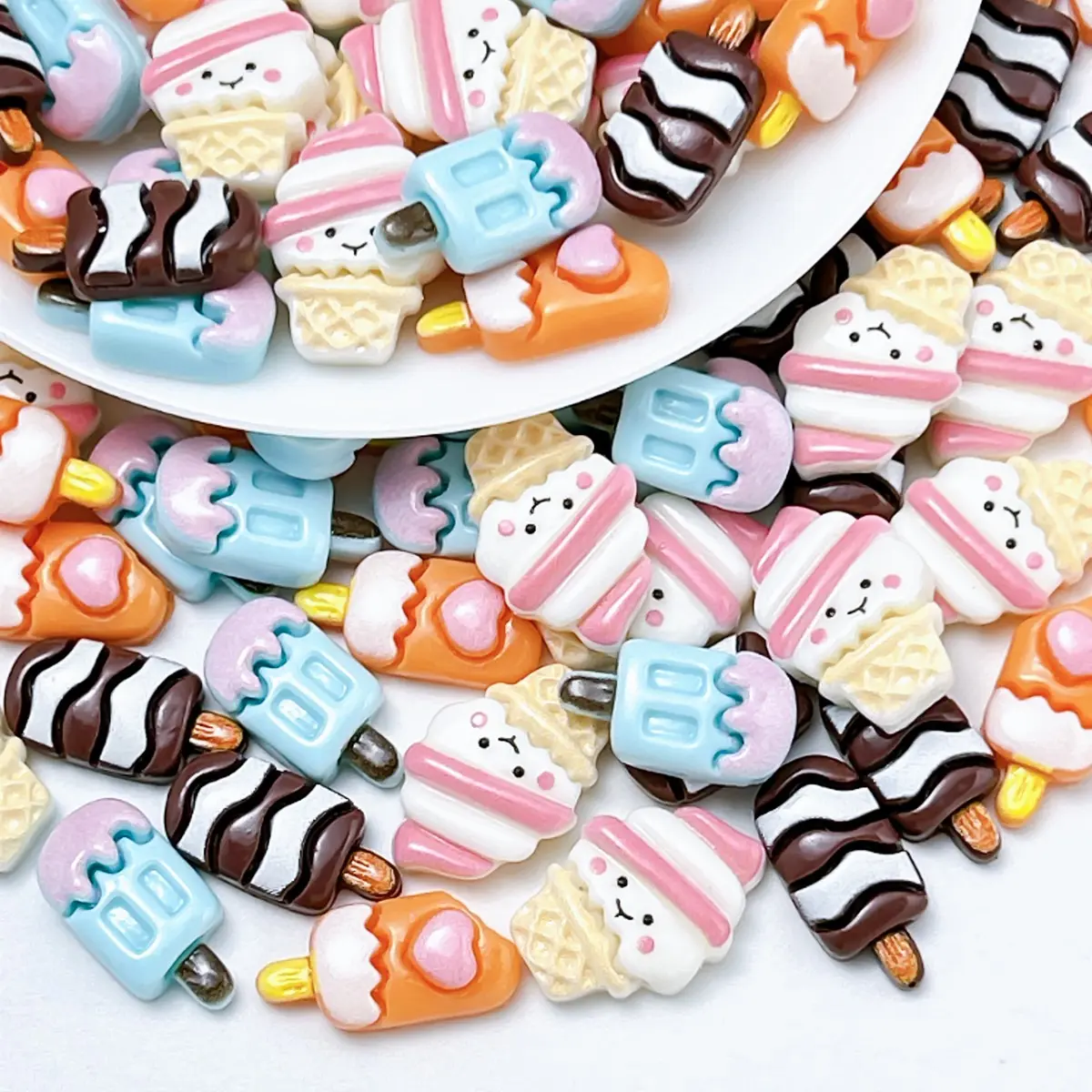 Cute Summer Ice Cream Resin Flatback Charms, Cartoon Popsicle Cone Cabochons, Mini Food Ornaments for Tumbler Decor, Nail Art, Hair Clip & DIY Crafts。ultimate creative gift for her,graduation gift,class of 2026,summerwins,mid year sale, deals for you。
