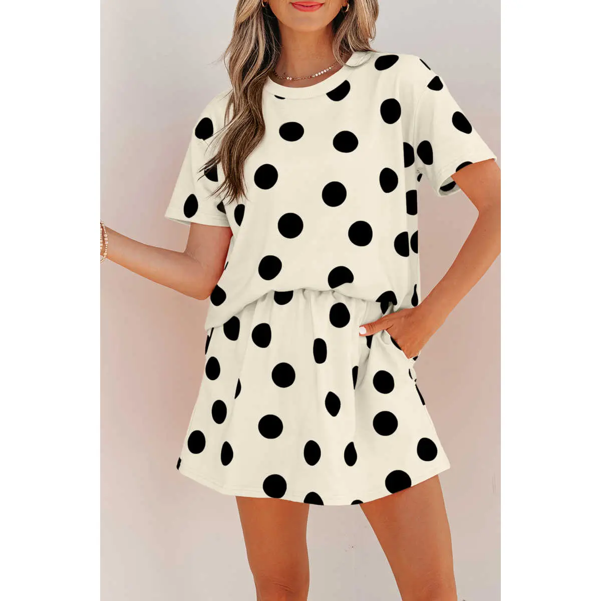 Women's 2 Piece Skort Set, Retro Style Polka Dot Matching Outfit with a Short Sleeve Round Neck T-Shirt and High Waisted Mini Skort with Pockets, Shortsleeve, Women's Clothes