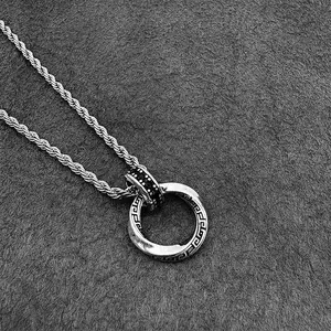 Good luck to the explosion, titanium steel does not fade, Mobius ring necklace, retro personality for men and women, versatile and high-end ins