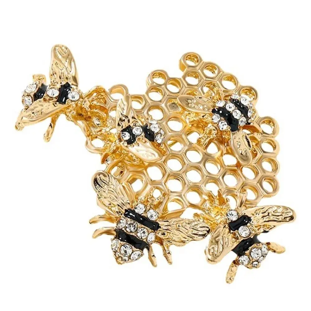 Luxury Gold Color Bees Hive Brooch Painted Hollow Enamel Corsage Cute Insect Pin Exquisite Lady  Accessories Sweater Buckles
