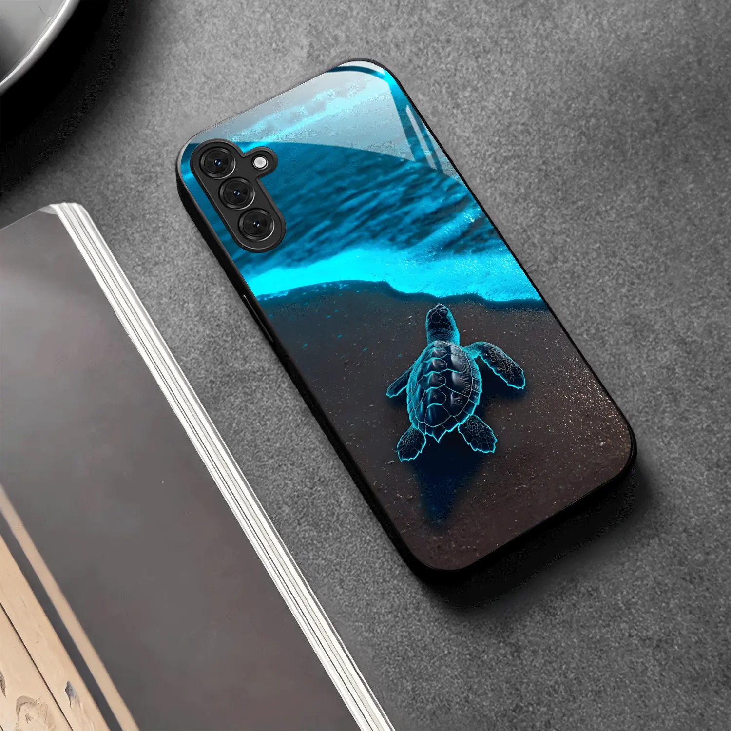 New Black Glass Phone Case with Glowing Sea Turtle Crawling Towards the Seashore Pattern, Suitable for  S26 S25 S24 S23 S22Pro S21 S20 Fe Plus Ultra Pro A56 A55 A54 A53 A52 A51 A36 A35 A34 A32 A26 A25 A24 A23 A16 A15 A14 A06 A05 A03s, Accessories, Smartph