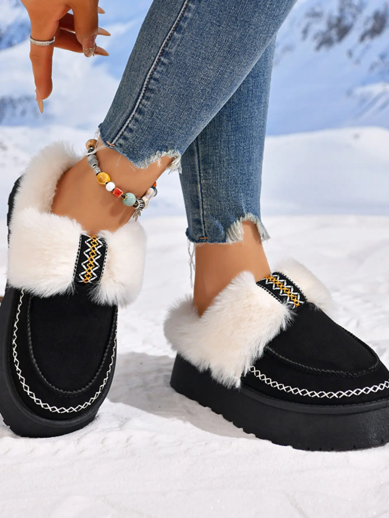 Women's Fashion Comfortable Ethnic Embroidered Fuzzy Slip-Ons, Retro Suede Thick Sole Non-Slip Outdoor & Indoor Slippers