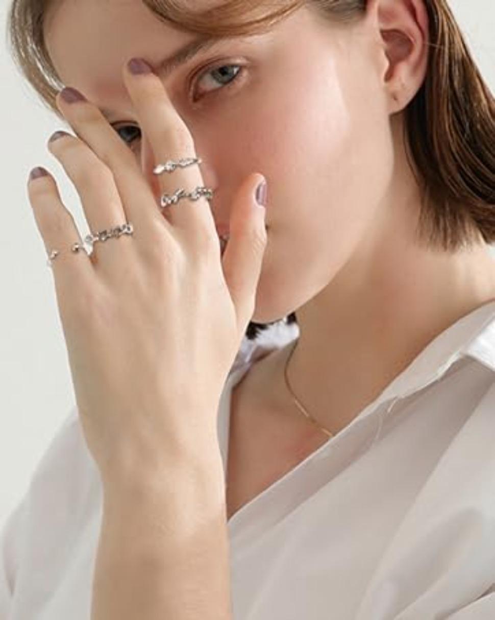 FUNRUN 10Pcs Boho Turquoise Pendant Necklaces for Women  Cow Tag Lightning Bolt Horseshoe Bar Cowgirl Jewelry Set Turquoise Jewelry Western Necklace