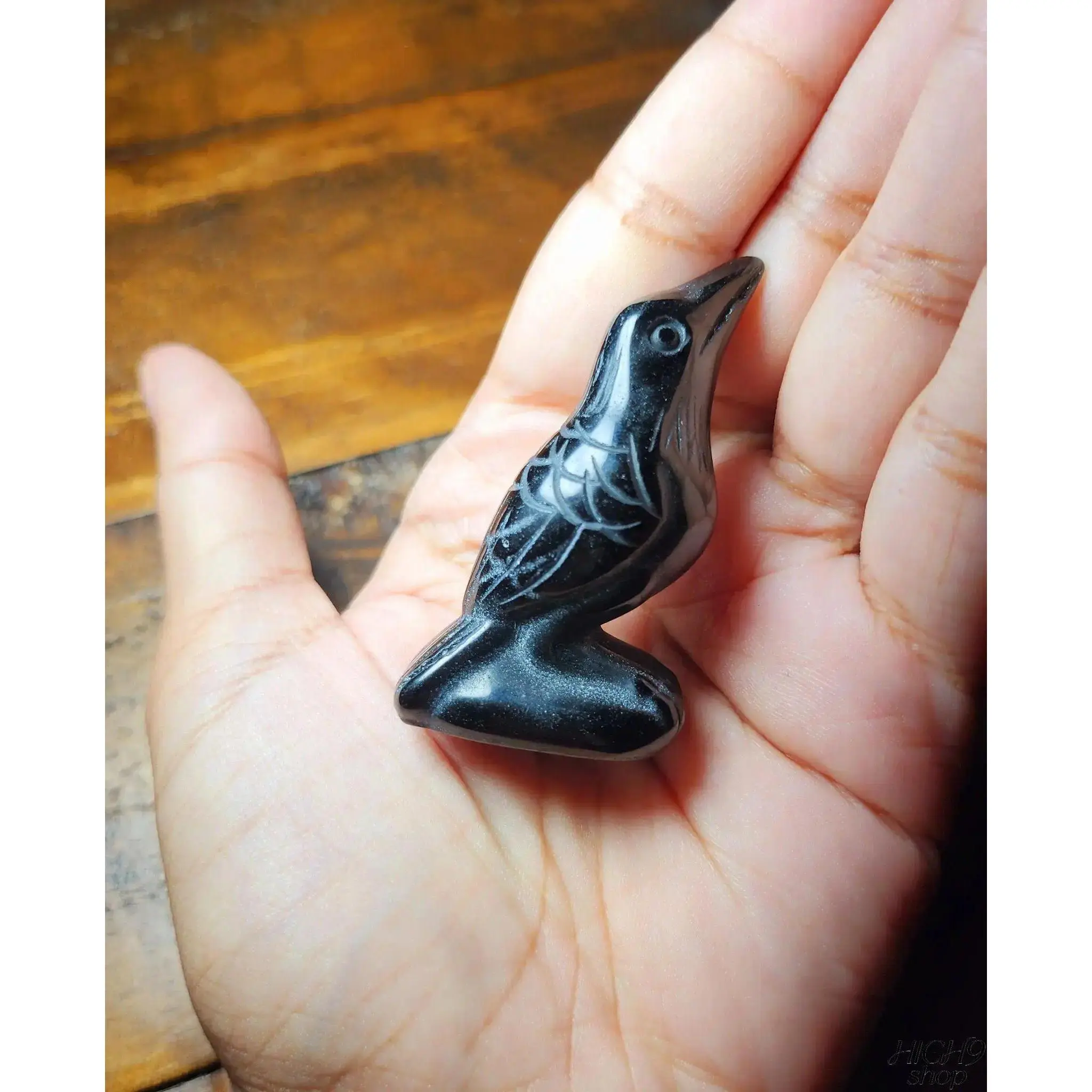 2026 Handcrafted Natural Obsidian Crow Figurine, Polished Black Crystal Raven Mineral Specimen Ornament, Unique Mineral Art Decor For Home And Office Desktop Display