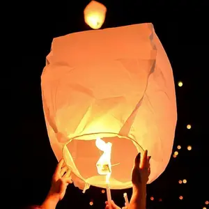 Safe Flame Retardant Paper Lantern Romantic Wish Flying Decoration