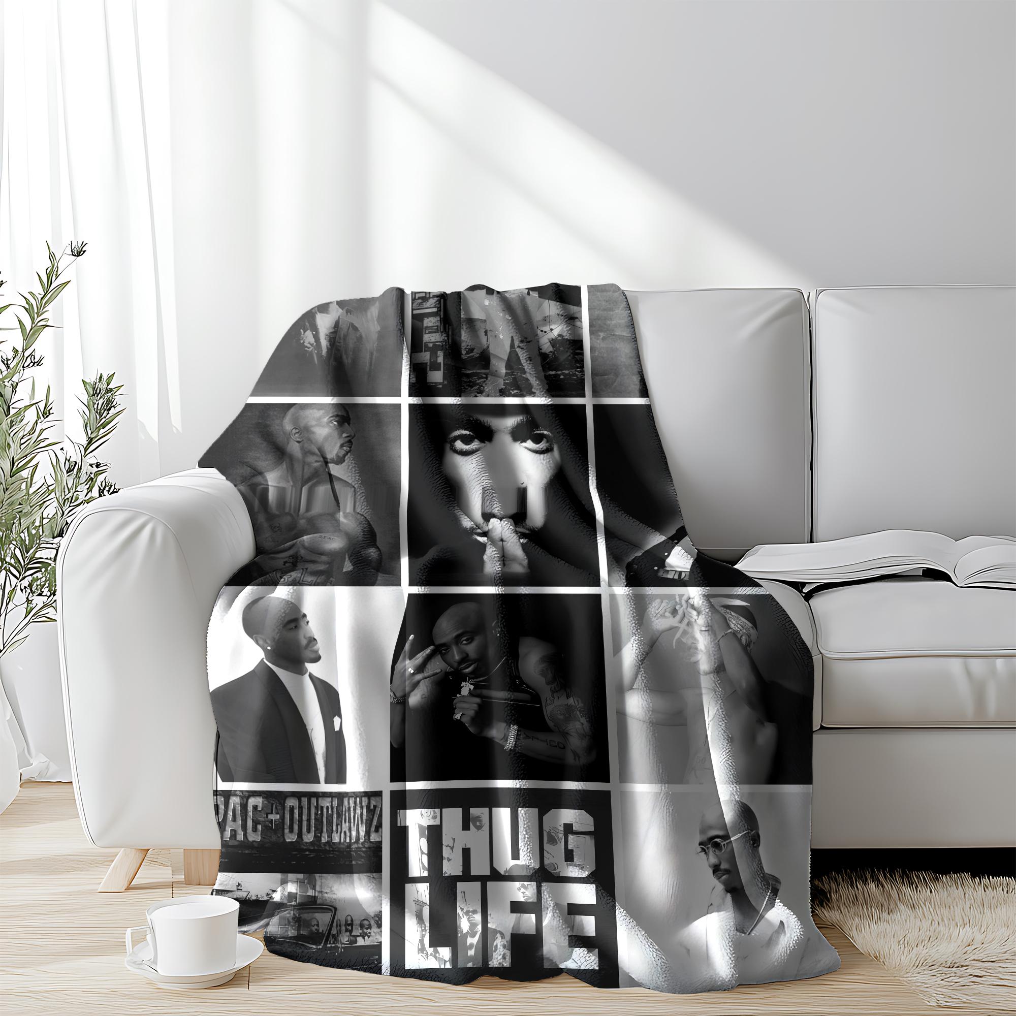 Tupac Shakur 2Pac Monochrome Legacy Collage Fleece Blanket – Makaveli Thug Life Hip Hop Icon Black & White Photo Plush Throw, Perfect for 90s Rap Fans, Ideal for Man Cave, Dorm or Music Room Decor