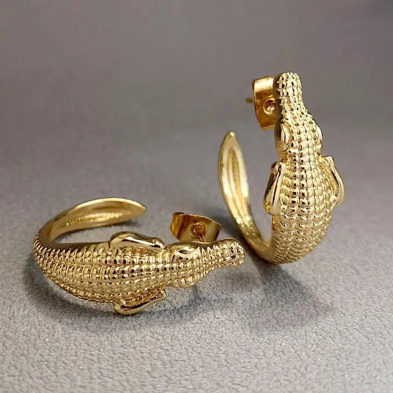 Women's Punk Creative Copper Alloy Animal Motif Crocodile-Alligator Stud Earrings, Elegant Look 1-Piece Fashion Ear Jewelry Home Decor Accent Gift