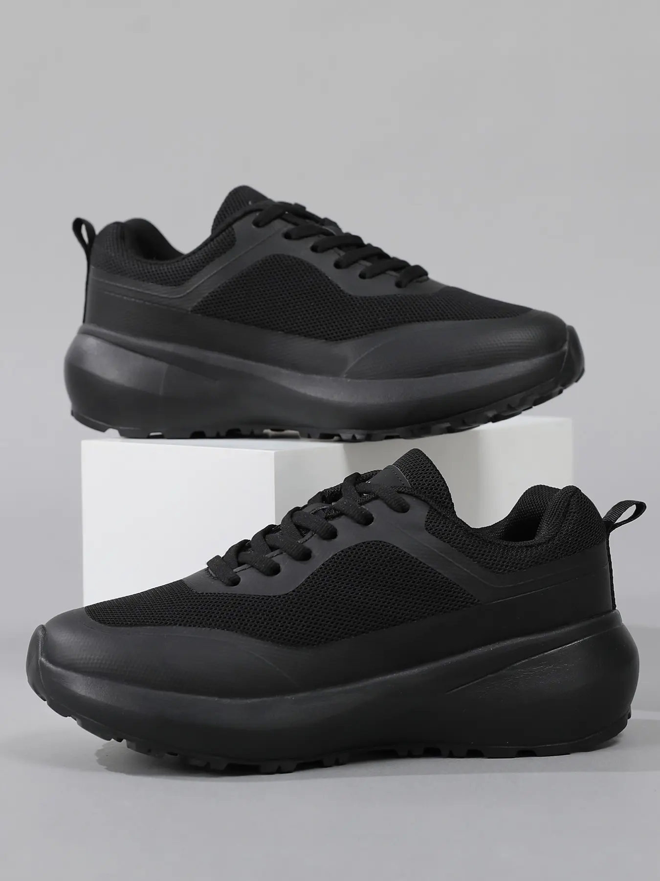 Women's Breathable Mesh Training Shoes, Lightweight Anti-Slip Sneakers, Ideal for Gym and Outdoor, Casual PU Leather Eva Sole, Breathable Low Top