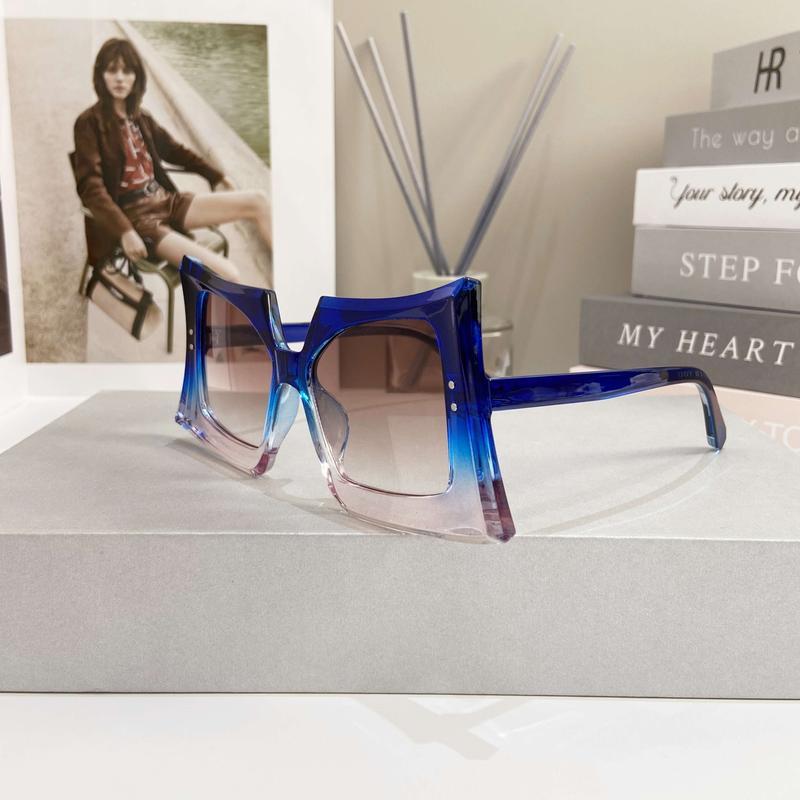 Oversized Gradient  for Women And Men – Green To Clear Frame, Anti-Reflective Lenses, Lightweight Metal Hinge, Stylish Eyewear for Parties, Photography, And Street Style Vintage Tortoiseshell  outdoor glass uv400 lens blinged sunglasses fall ses