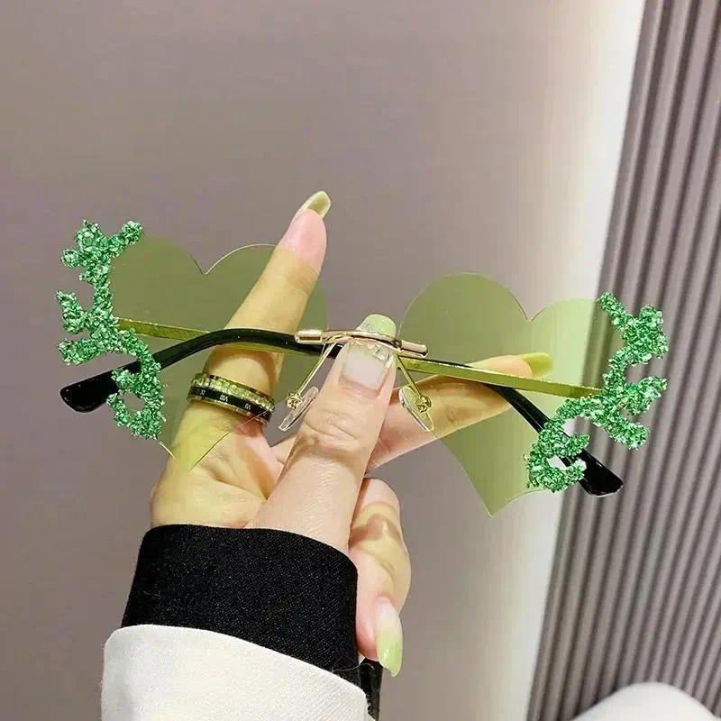 Women's Rimless Heart Shape Sunglasses with Rhinestone Accents Cute Punk Style UV Protection Lightweight Fashion Shades Eyewear for Party Daily & Streetwear