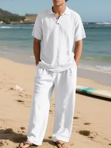 Natural linen texture of seaside vacation wear, with a laid-back and relaxed filter effect. Polo shirt and wide-leg pants - perfect for both vacation and daily wear.