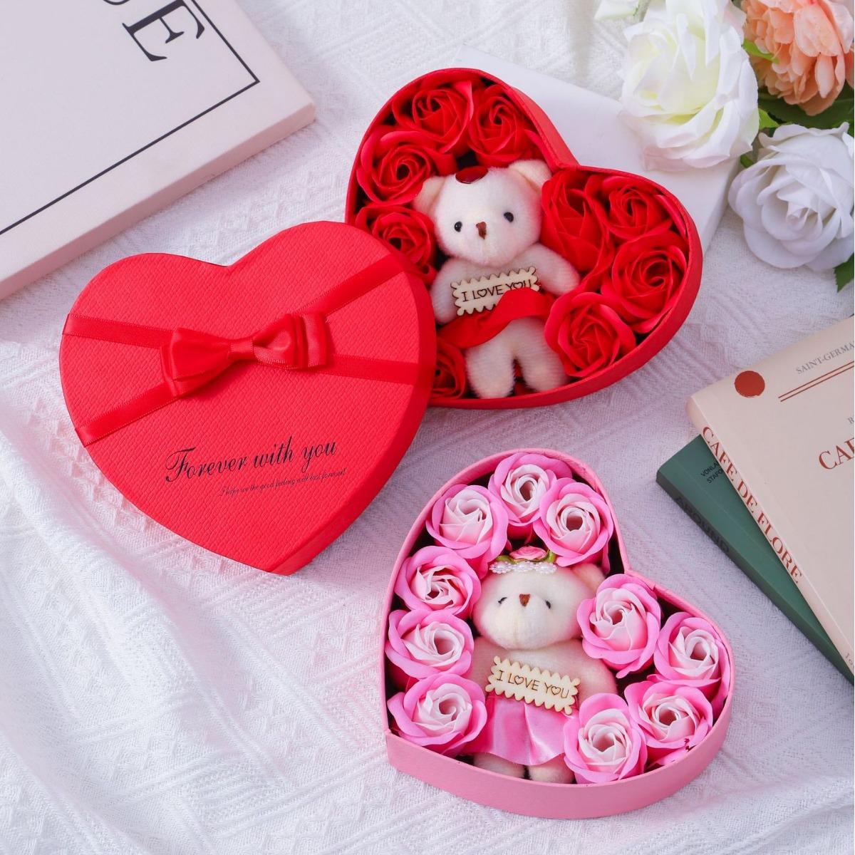 Cross-border Soap Flower Rose Heart-shaped Gift Box, Valentine's Day and Christmas Gift, Heart-shaped Artificial Rose Gift Box and Present