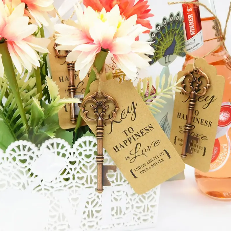 Creative Key Bottle Opener, Vintage Wedding Gift Decorative Pendant, Party Favor Keychain, Unique Present for Celebrations